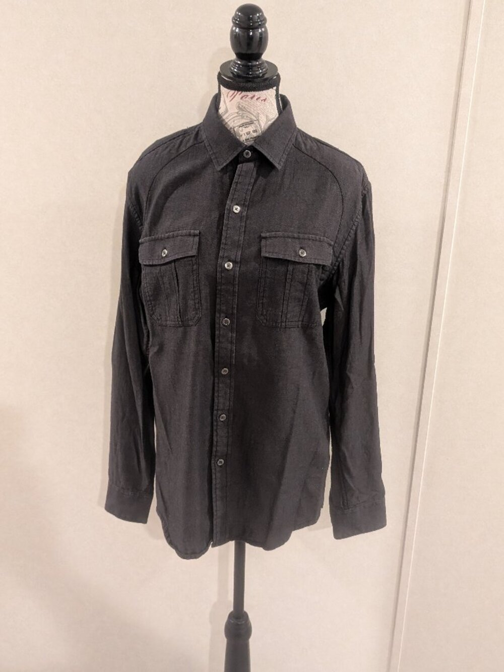 Rock & Republic Black Button Down Shirt Size S 100% Cotton Roll Tab Sleeve - Picture 1 of 13
